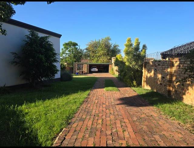 3 BEDROOM PROPERTY TO RENT IN THE REEDS